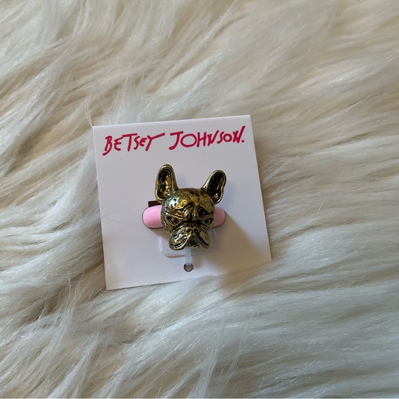 Betsey Johnson Frenchie Adjustable Ring - NWT - Picture 2 of 6